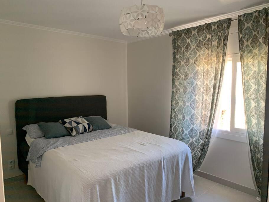 Cunit, Front Line With Sea View Apartment Exterior foto