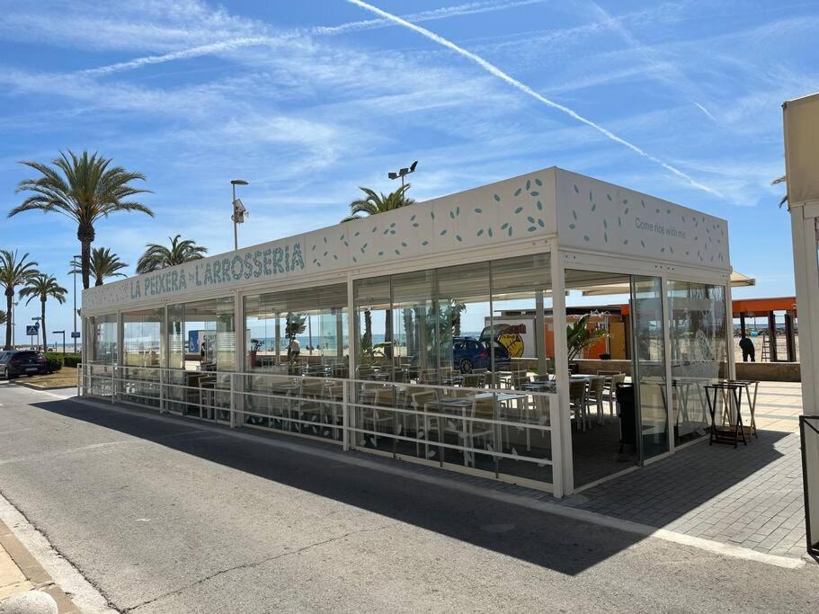 Cunit, Front Line With Sea View Apartment Exterior foto