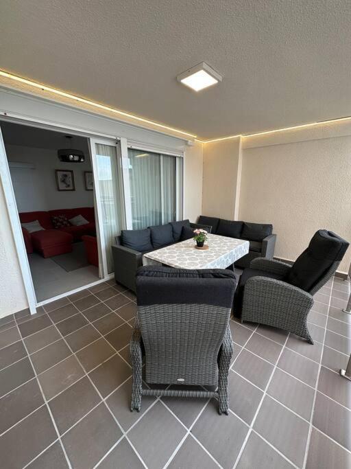 Cunit, Front Line With Sea View Apartment Exterior foto